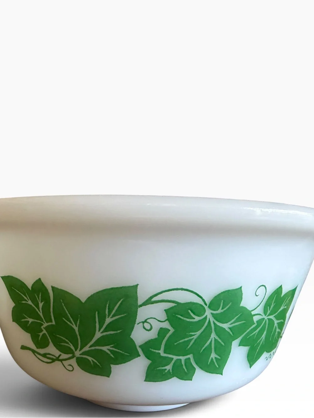 Hazel Atlas Vintage Green Ivy Leaves Milk Glass Nesting Bowls One 5” One 7” EC